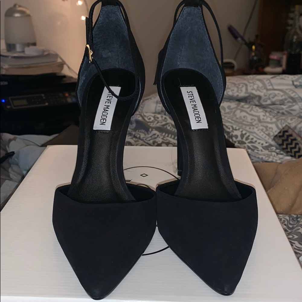 Roxanne Black Nubuck Steve Madden NEVER BEEN WORN